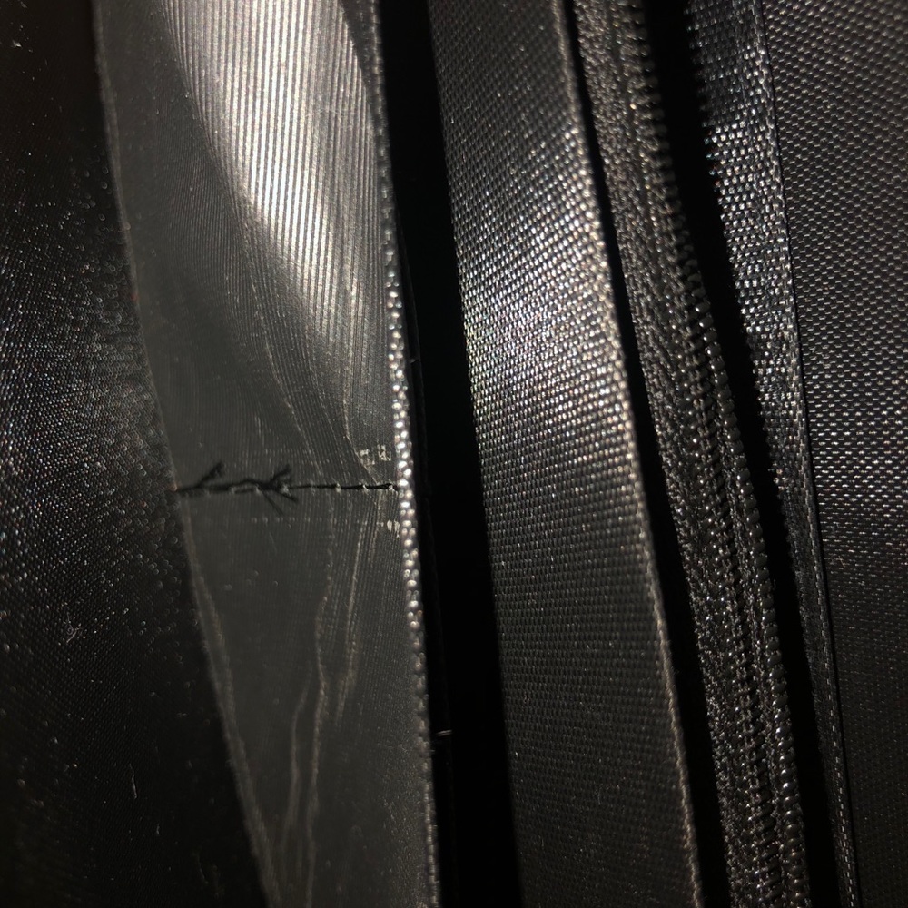 NWT T designed with❤️in Denmark zipper wallet - Picture 7 of 7